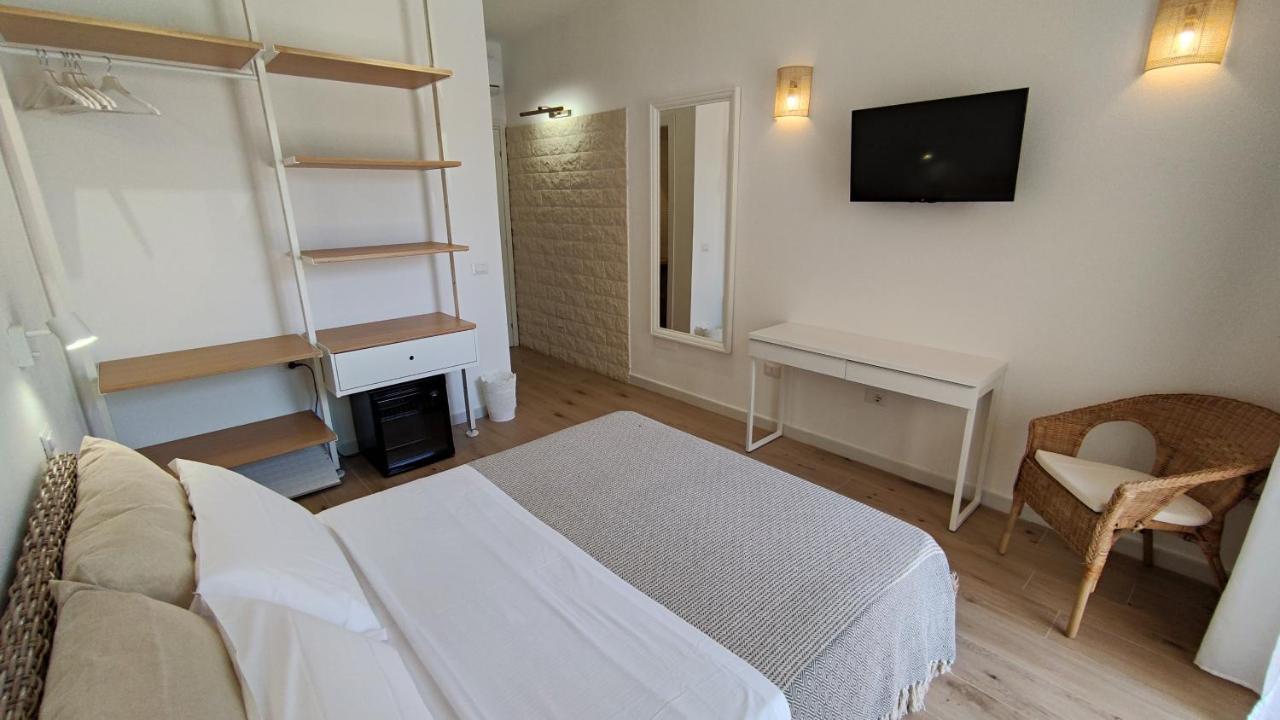 B&B Va' Pensiero Villasimius Kültér fotó